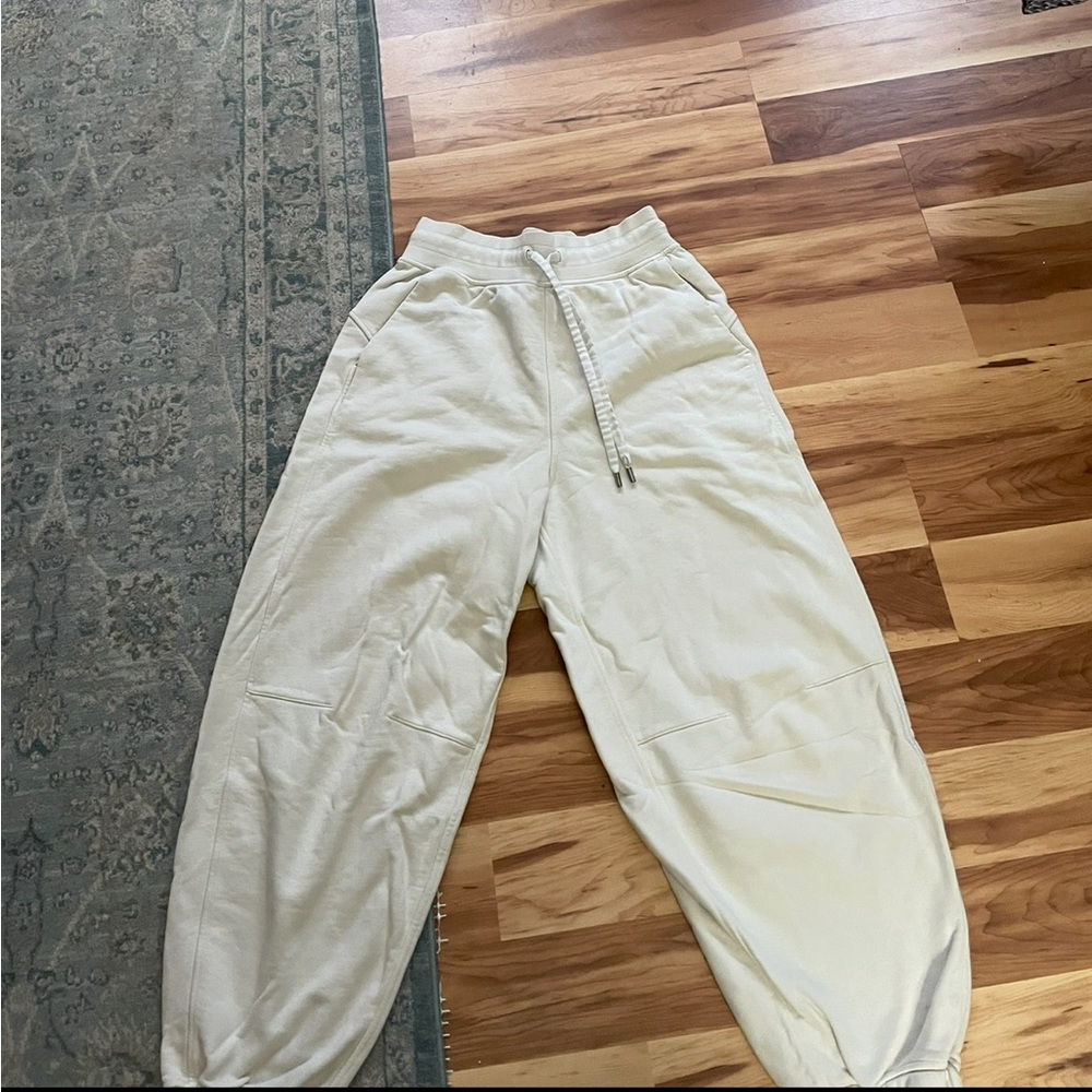 Lulu Lemon sweatpants